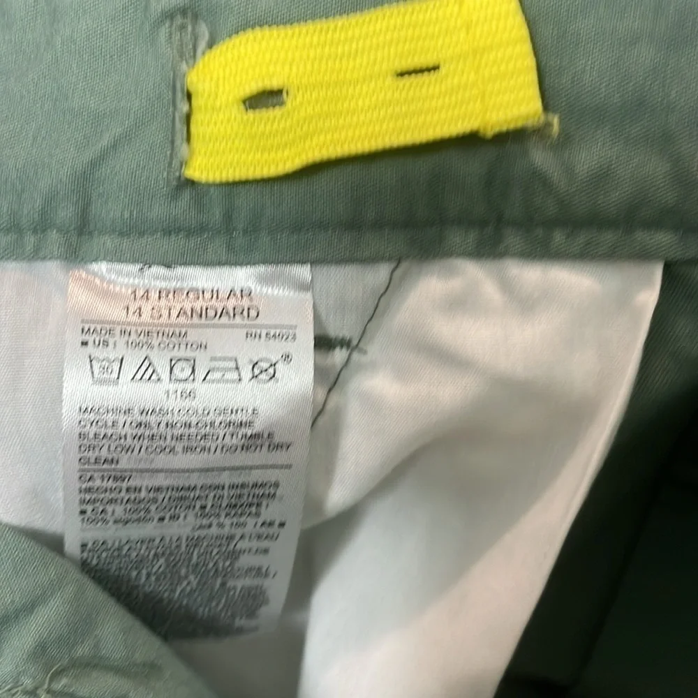 Old Navy Boy’s Shorts size 14 NEW